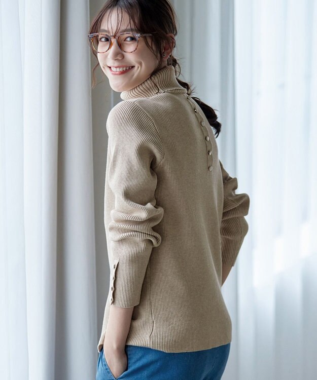 Tiaclasse 【洗える】タートルボタンニットトップス ベージュ
