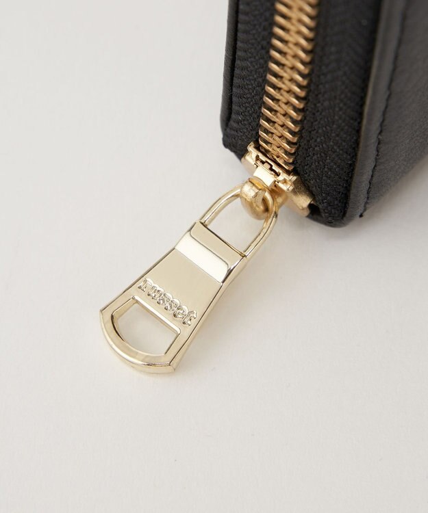 russet モノグラムプレートラウンドジップウォレット(SO-372) Black/BE