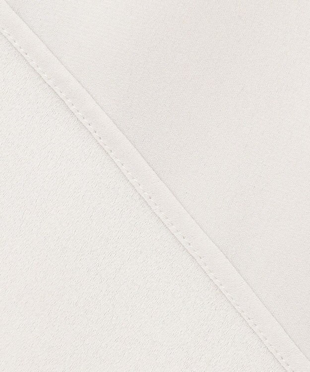 23区 L ライトバックサテンアムンゼン ギャザーブラウス ライトグレー系