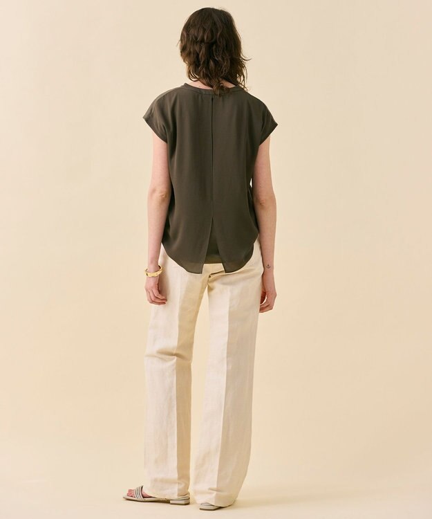 BEIGE， 【WEB限定・洗える】MELISSA / バックシフォンスキッパー半袖トップス Khaki