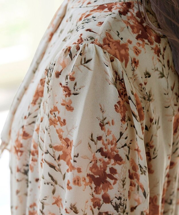 Tiaclasse 【新色追加・洗える】花柄フリルドレープワンピース アイボリー