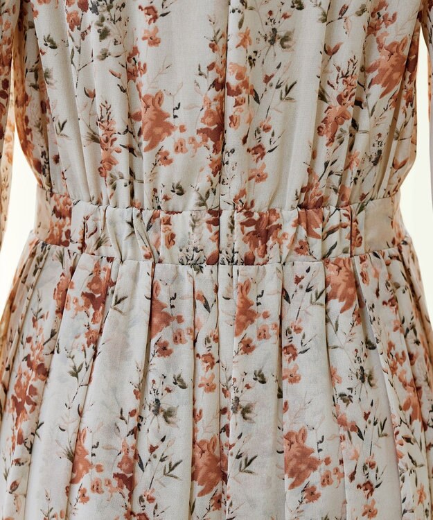 Tiaclasse 【新色追加・洗える】花柄フリルドレープワンピース アイボリー