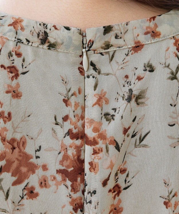 Tiaclasse 【新色追加・洗える】花柄フリルドレープワンピース アイボリー