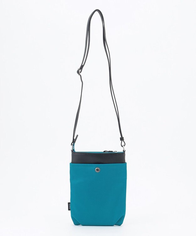 Y'SACCS 【大人のおしゃれ手帖11月号掲載】本上まなみ×Y'SACCS タックラウンドスマートポシェット ブルー