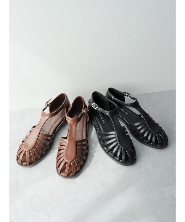 Green Parks ・ｓｏｕｖｅｎｉｒｖｅｌｌｅ　グルカストラップサンダル Black