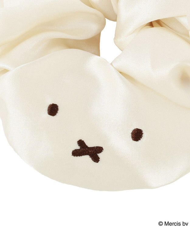 earth music&ecology miffy/earth フェイス刺繍シュシュ アイボリー