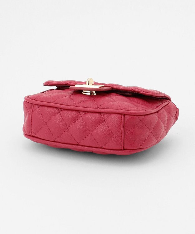 組曲 キルティングショルダーバッグ ラズベリー系