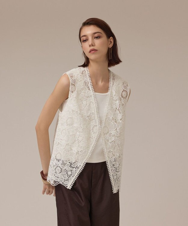 GRACE CONTINENTAL レース刺繍ベスト ホワイト