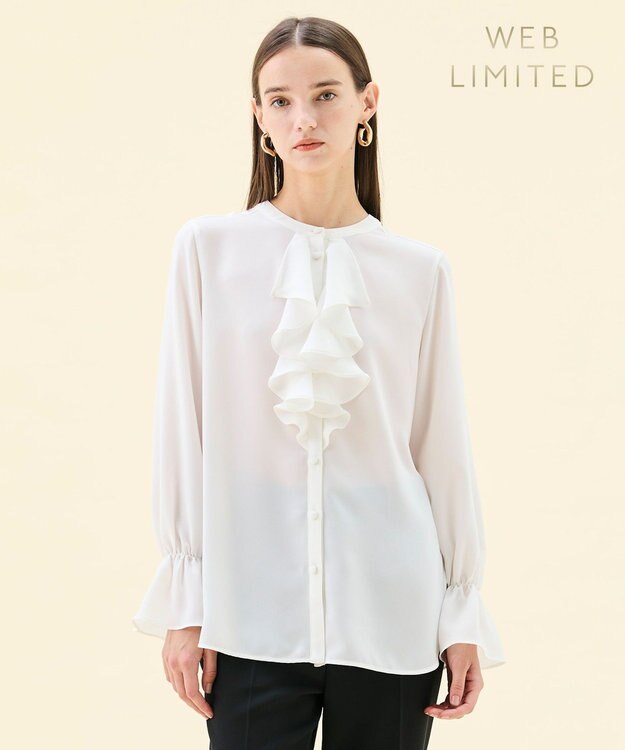 BEIGE， 【WEB限定・洗える】CLARION / バンドカラーフリルブラウス White