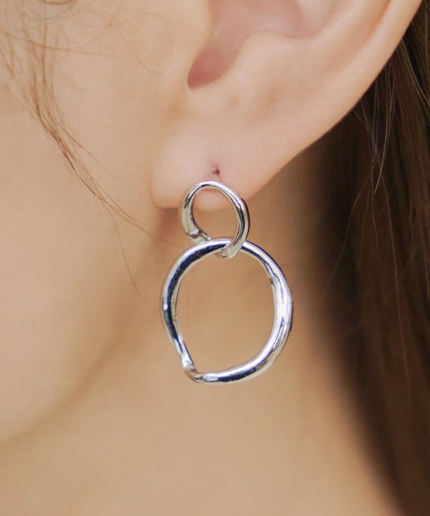 Tiaclasse ダブルリングピアス シルバー