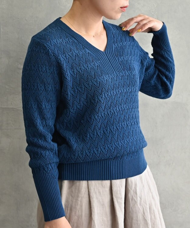 muuc 〈コットン100%強撚糸〉〈通気性が高いドライタッチな素材〉透かし編み 袖口リブ Vネック プルオーバー BLU ブルー