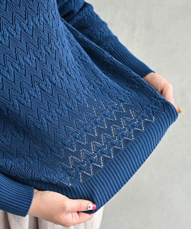 muuc 〈コットン100%強撚糸〉〈通気性が高いドライタッチな素材〉透かし編み 袖口リブ Vネック プルオーバー BLU ブルー