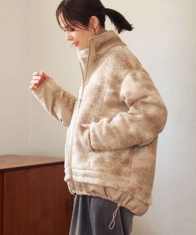 Green Parks スタンドボアジャケット Beige