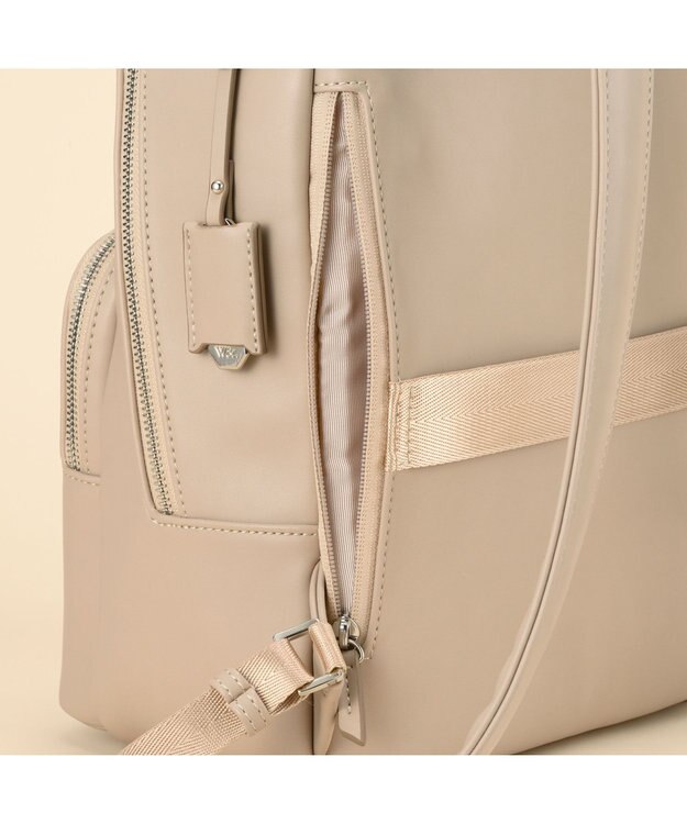 ACE BAGS & LUGGAGE  W&.Day Night ポエット ラウンドリュック A4ジャストサイズ ビジネスバッグ 11721 ダブルアンドデイナイト アイボリー