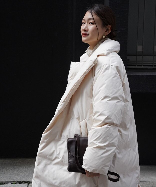 KWD 【日本製/高品質ダウン】DOWN COAT グリーンダウン ロングダウンコート アイボリー