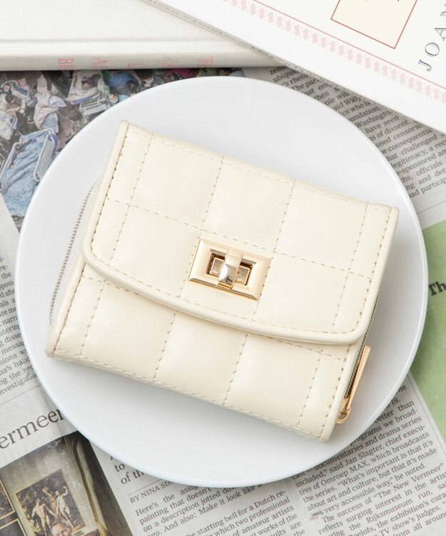 WEGO パイピングキルティングウォレット ホワイト