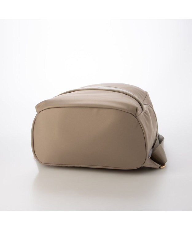 UNBILLION カシュカシュ cachecache / メタルファスナーナイロンリュック オーク