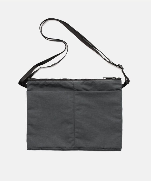 NIZYU KANO LIGHT NYLONサコッシュS スレートグレー