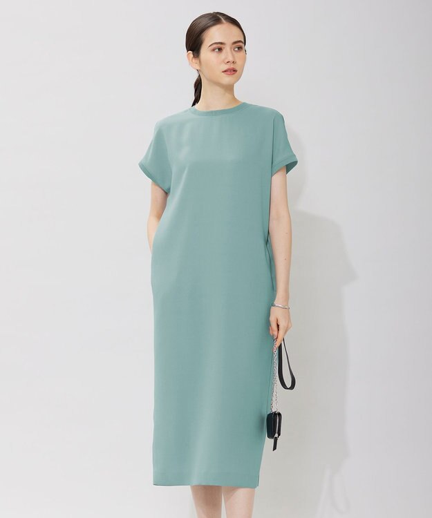 ICB 【接触冷感・UVケア・速乾・洗える】FluidBackSatin ワンピース セラドン系