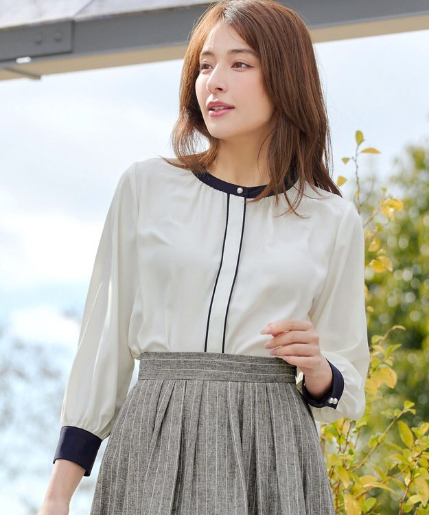 Tiaclasse イージーケア配色スタンドカラーブラウス オフホワイト