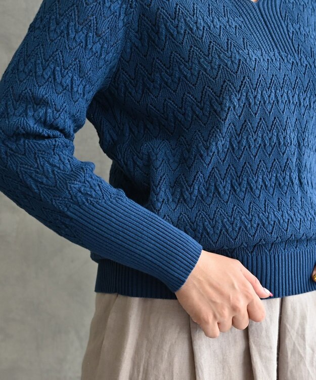muuc 〈コットン100%強撚糸〉〈通気性が高いドライタッチな素材〉透かし編み 袖口リブ Vネック プルオーバー BLU ブルー
