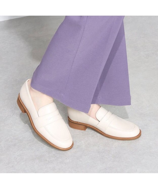 ing <ing>【全天候対応】コインローファー アイボリー