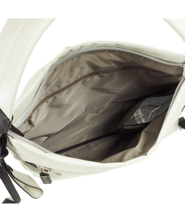 PELLE BORSA ギャザーショルダー Cheers チアーズ 4675 アイボリー