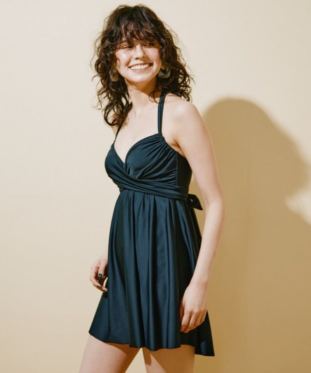 San-ai Resort（三愛水着楽園） ワコール定番商品カップ使用、GHIカップの大きなお胸に対応【グラマラスフィット】クロスワイヤーAライン水着　9D-M　【San-ai Resort（サンアイリゾート）】 ブラック