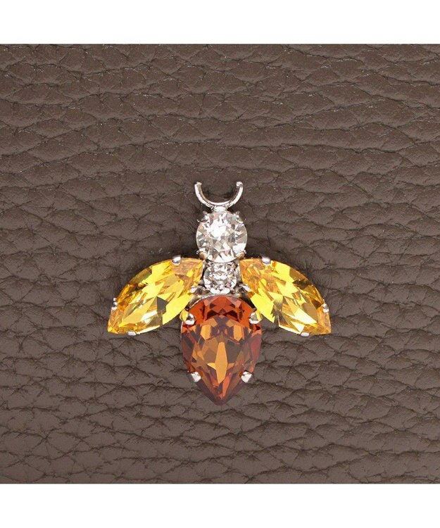 A.D.M.J. 【牛革】アノニマス/A4サイズ対応クリスタルビー付ボストン34cm カーキ