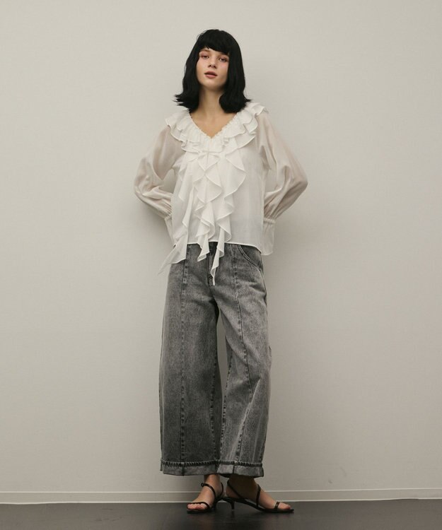 GRACE CONTINENTAL クロップトバレルパンツ ブラック