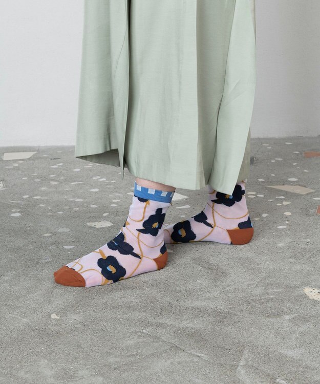 TRICOTE ツバキ柄ソックス 94L.GRAY