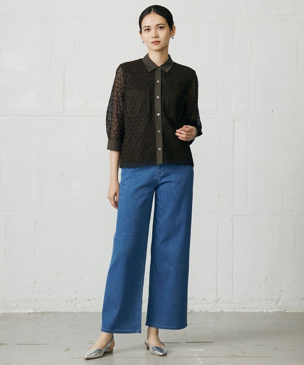 自由区 【ドラマ「明日はもっと いい日になる」着用】【洗える】ジオメトリックフラワーレースクロップド丈シャツ ブラウス [新色]ダークオリーブ