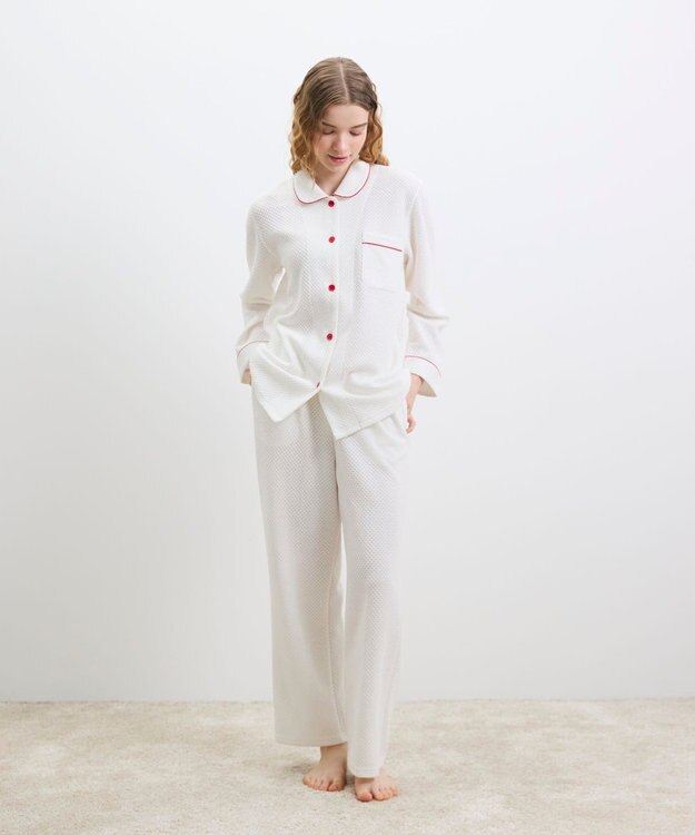 une nana cool 【綿混】丸襟ぽこぽこNew Yearパジャマ ホワイト