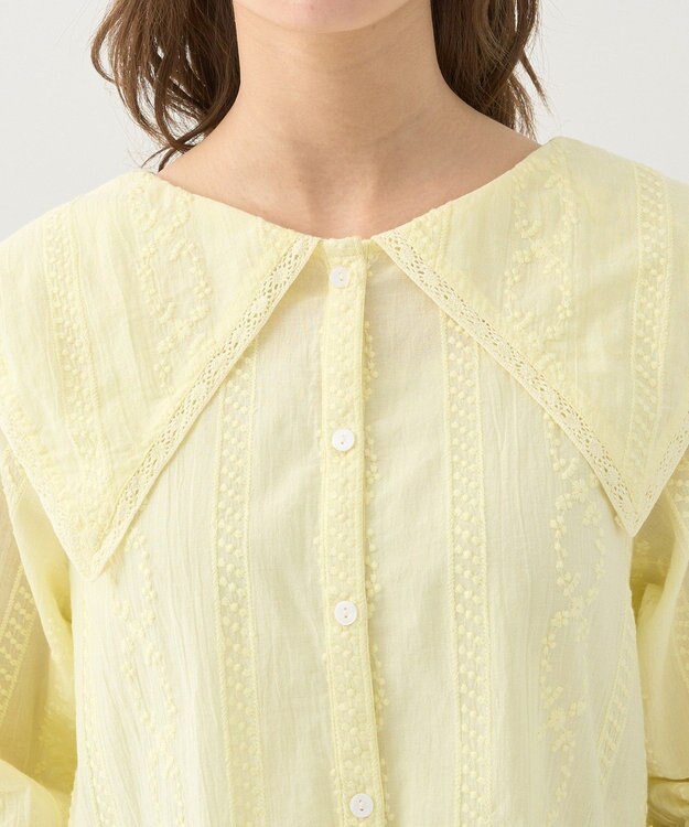 earth music&ecology ビッグカラー刺繍ブラウス Yellow