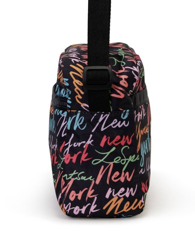 LeSportsac DANIELLA CROSSBODY/NYCスクリプトブラック NYCスクリプトブラック