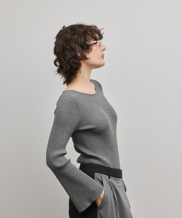 GRACE CONTINENTAL アイレットリブニットトップ グレー