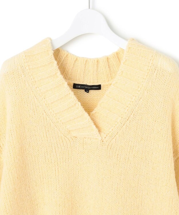 23区 【洗える】ブークレ Vネック ニット イエロー系