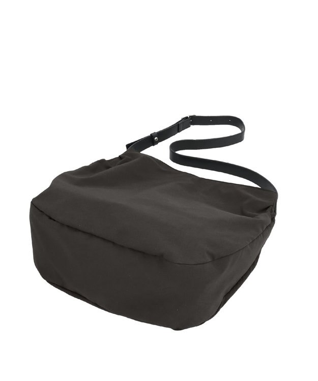 Atelier nuu ssent トートショルダー ブラック