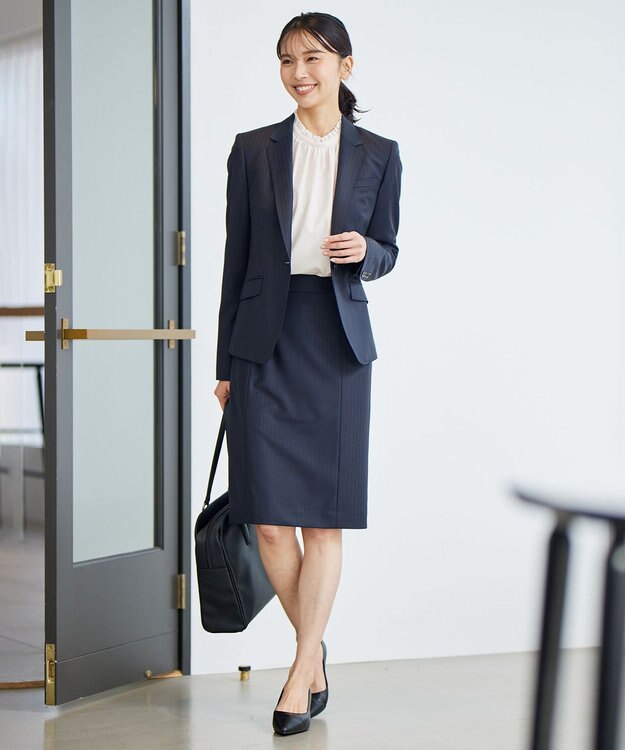 23区 【セットアップ対応】ファインネスウール タイト スカート ネイビー系ストライプ