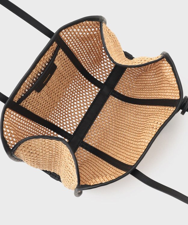 GRACE CONTINENTAL ORSETTOスクエアーバッグ ブラック