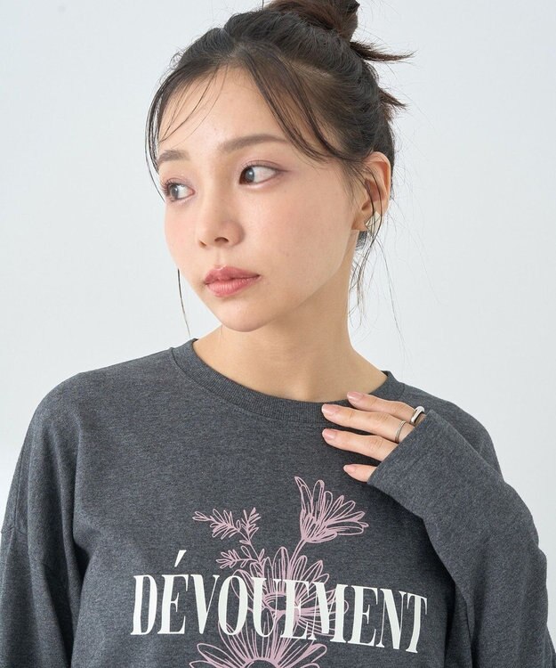 earth music&ecology グラフィックロンＴ Charcoal Gray