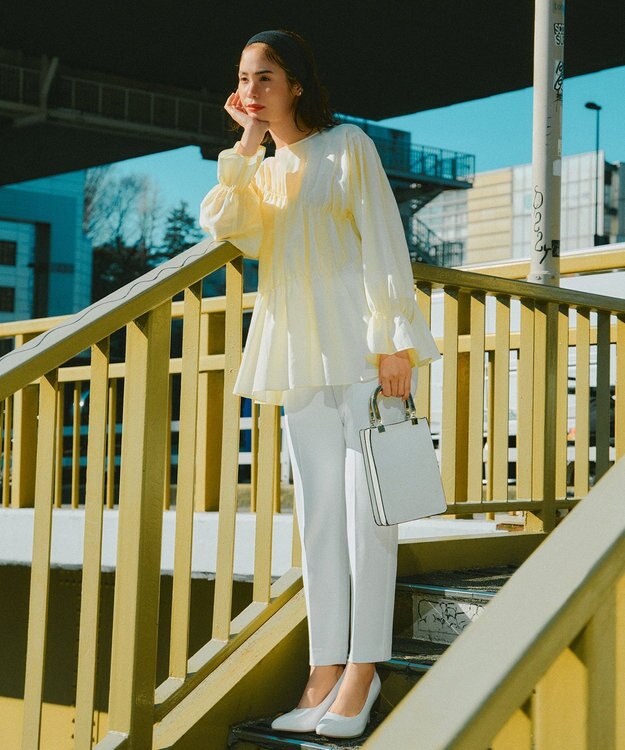 UNFILO 【WEB限定】BEAUTY MOVE センタープレス テーパードパンツ オフ