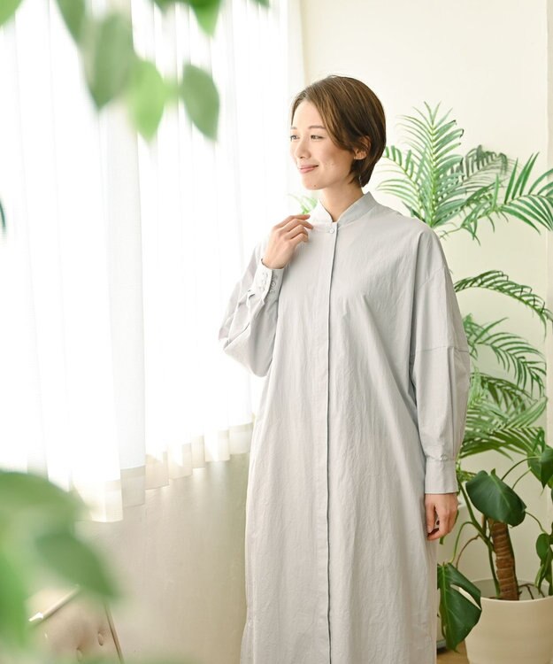 muuc 〈2WAY〉〈遠州織物の工場で織られた上質なコットン生地〉スタンドカラー 羽織り＆シャツワンピース ライトグレー