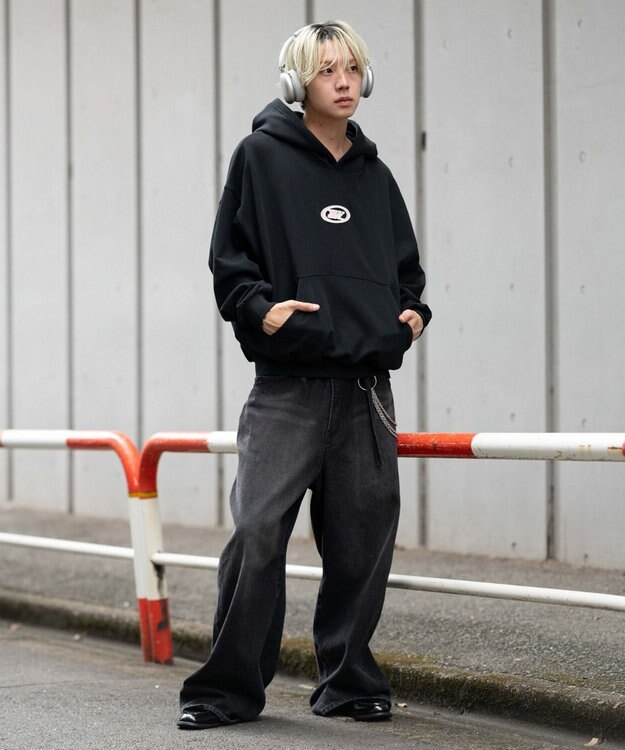 WEGO 【ユニセックス着用ITEM/裏起毛】バルーンクロップドグラフィックプルパーカー ブラック