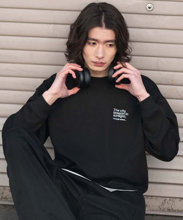 WEGO 【ユニセックス着用ITEM/MLサイズ展開】ガールプリントT（LS） ブラック