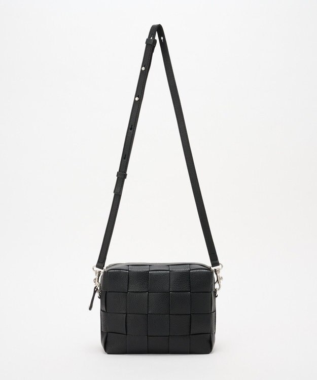 IACUCCI ＜GISELe 10月号掲載＞ベルタ S CERVO ブラック