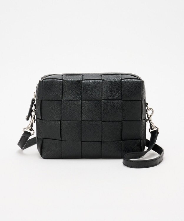 IACUCCI ＜GISELe 10月号掲載＞ベルタ S CERVO ブラック