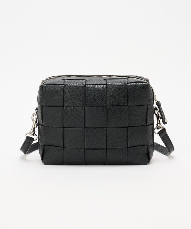 IACUCCI ＜GISELe 10月号掲載＞ベルタ S CERVO ブラック