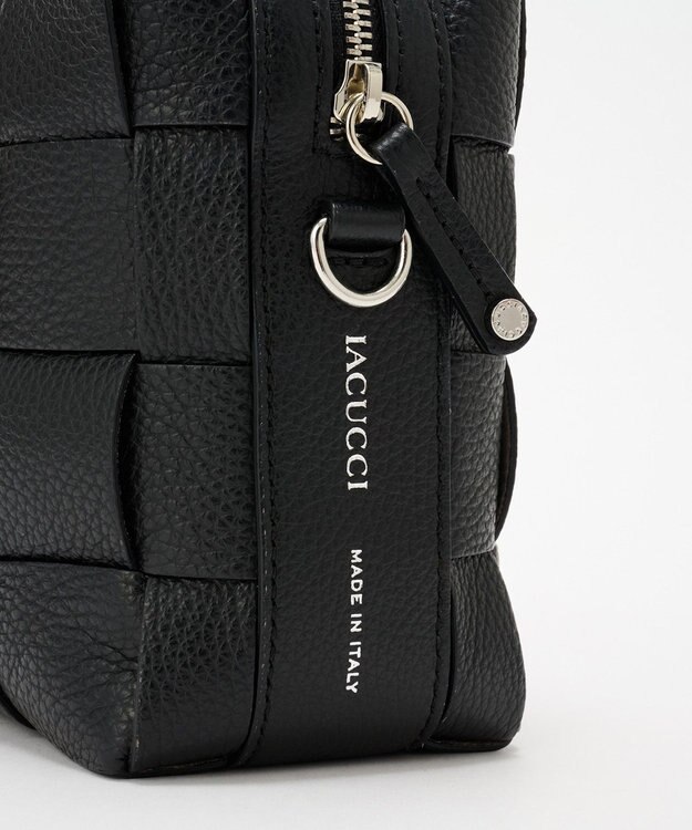 IACUCCI ＜GISELe 10月号掲載＞ベルタ S CERVO ブラック