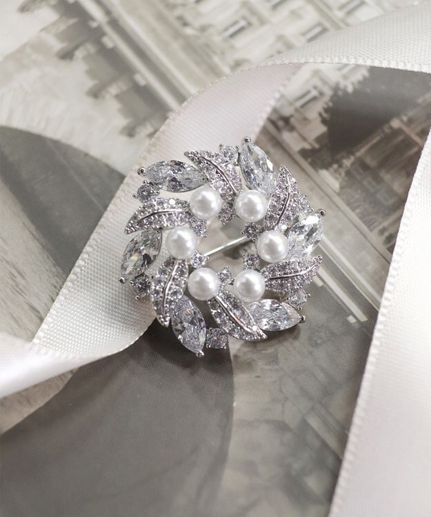 Tiaclasse リーフパールブローチ シルバー